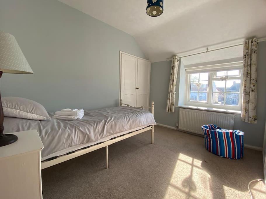 Fryers Cottage, Seamer, 3 Bed Sleeps 5 People